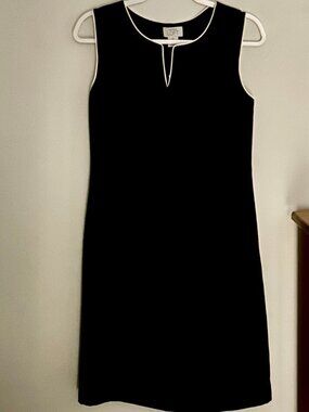 LOFT by Ann Taylor Little Black Dress Size 6